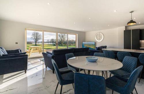 Enniskillen Villa | 204 m² Villa ∙ 4 bedrooms ∙ 8 guests