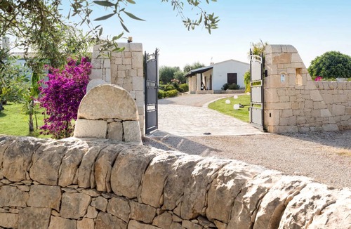 Rosolini Villa | 220 m² Villa ∙ 5 bedrooms ∙ 10 guests