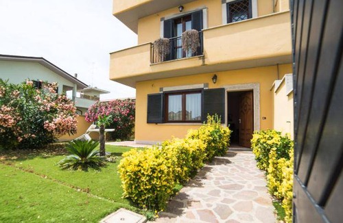 Isola Sacra Apartment | 24 m² Serviced apartment ∙ 127 guests