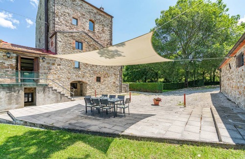 Pieve Santo Stefano House | 250 m² House ∙ 5 bedrooms ∙ 10 guests