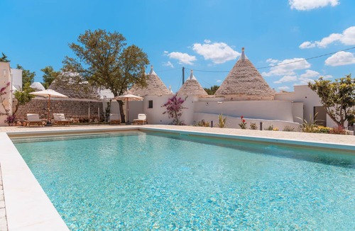 Cisternino Villa | 250 m² Villa ∙ 5 bedrooms ∙ 13 guests