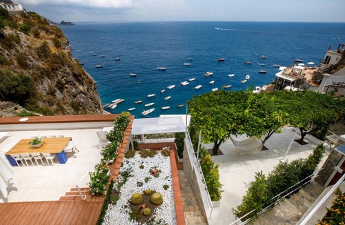 Praiano Villa | 250 m² Villa ∙ 5 bedrooms ∙ 10 guests