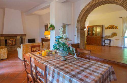 Tortoreto House | 260 m² House ∙ 4 bedrooms ∙ 10 guests