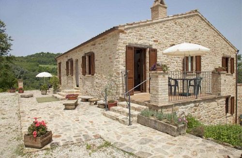 Montelparo House | 280 m² House ∙ 4 bedrooms ∙ 12 guests