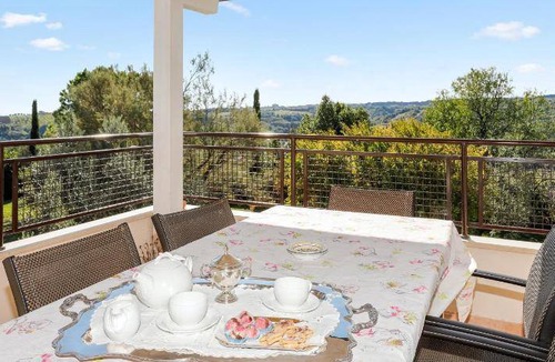 Cupra Marittima Villa | 280 m² Villa ∙ 5 bedrooms ∙ 11 guests