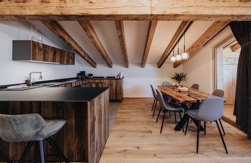 Sarntal House | 283 m² House ∙ 7 bedrooms ∙ 16 guests