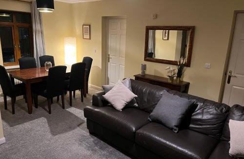 Queens Quarter Apartment | 2BR Apartment BT9 with balcony