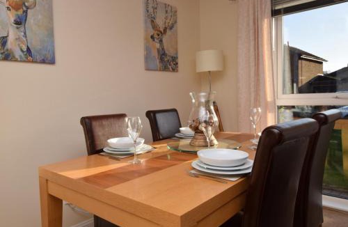 Galashiels House | 3 Bed in Melrose 76698