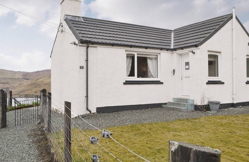Beinn Orasaigh Cottage | 3 bedroom accommodation in Fernilea, near Portree