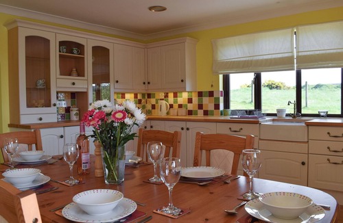 Bonnybridge Cottage | 3 bedroom accommodation in Bonnybridge, near Falkirk