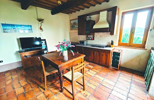 Monterosso Apartment | 3-bedroom apartment in lovely Felcine with WiFi