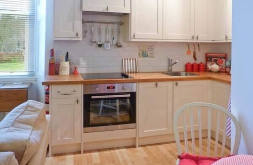 Jedburgh Apartment | 3 QUEEN MARYS BUILDINGS, with a garden in Jedburgh