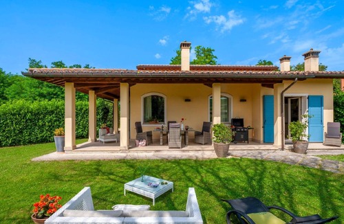 Acqualagna House | 300 m² House ∙ 4 bedrooms ∙ 8 guests