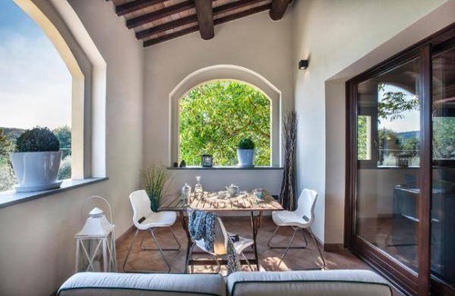 Acqualagna House | 300 m² House ∙ 6 bedrooms ∙ 12 guests