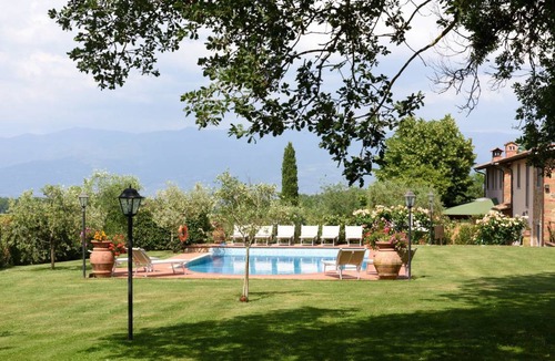 Cavriglia Villa | 300 m² Villa ∙ 4 bedrooms ∙ 12 guests