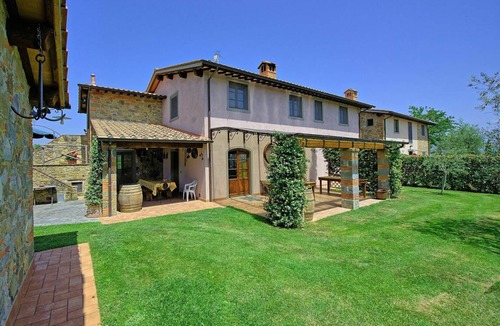 Cavriglia Villa | 300 m² Villa ∙ 4 bedrooms ∙ 12 guests