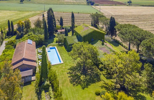 Tarquinia Villa | 320 m² Villa ∙ 6 bedrooms ∙ 12 guests