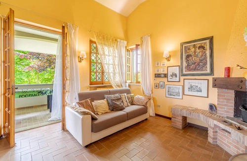 Agliano Terme House | 330 m² House ∙ 2 bedrooms ∙ 8 guests
