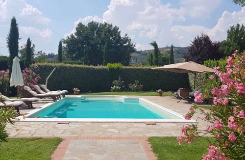 Castiglion Fiorentino Villa | 350 m² Villa ∙ 6 bedrooms ∙ 14 guests