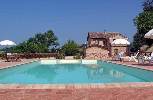 Belmonte Piceno House | 350 m² House ∙ 5 bedrooms ∙ 10 guests