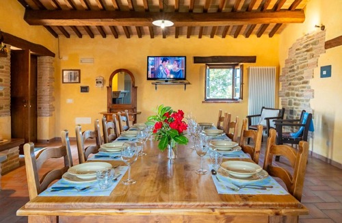 Apecchio House | 380 m² House ∙ 5 bedrooms ∙ 13 guests