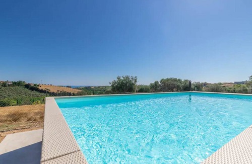 Sant'Elpidio a Mare Villa | 390 m² Villa ∙ 5 bedrooms ∙ 14 guests