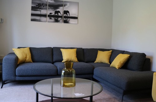 Newport Pagnell House | 4 Bed Luxury Home in Broughton, Milton Keynes by Goshen Properties. Family Home!