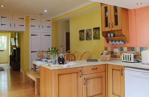 Kingarth Cottage | 4 bedroom accommodation in Invertrossachs, near Callander