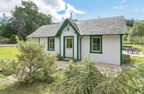 Kingarth Cottage | 4 bedroom accommodation in Invertrossachs, near Callander