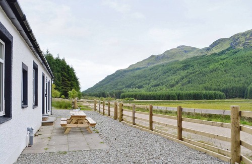 Dunoon Cottage | 4 bedroom accommodation in Glen Masson, near Dunoon
