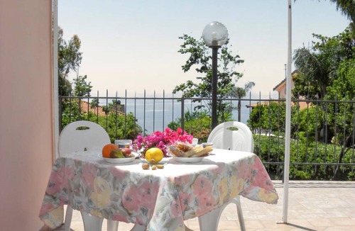 Fiumicello Santa Venere House | 40 m² House ∙ 2 bedrooms ∙ 4 guests