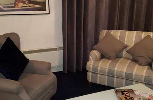 Dungannon House | 40 m² Motel ∙ 3 guests