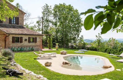 Montefelcino Villa | 400 m² Villa ∙ 6 bedrooms ∙ 13 guests