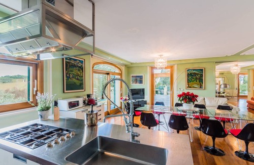 Mondavio Villa | 400 m² Villa ∙ 7 bedrooms ∙ 16 guests