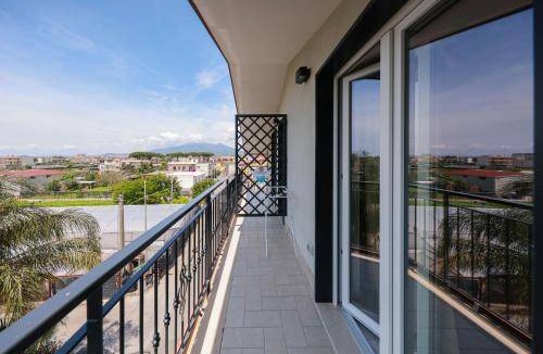 Santa Maria la Carita House | 42 m² House ∙ 4 guests