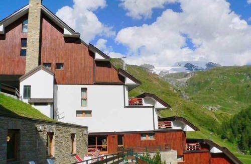Cervinia Apartment | 42 m² Serviced apartment ∙ 6 guests