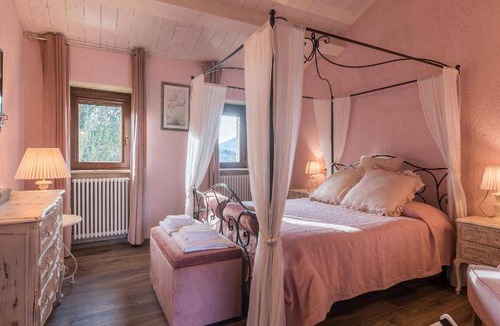Fiastra House | 45 m² Farmhouse ∙ 5 guests