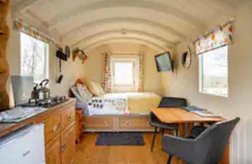 Hadlow Down House | 45 m² House ∙ 1 bedroom ∙ 2 guests