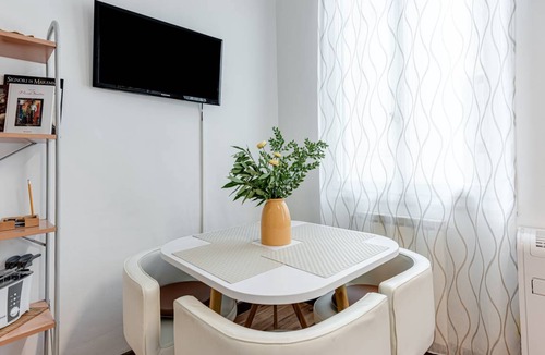Santo Spirito Apartment | 48 m² Apartment ∙ 1 bedroom ∙ 3 guests