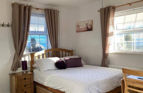 Newry Ski Chalet | 48 m² Chalet ∙ 1 bedroom ∙ 2 guests