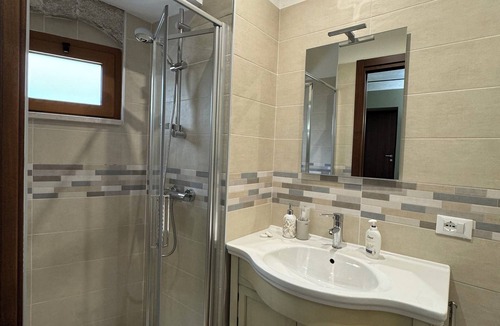 Celano Bed & Breakfast | 5 Minut von Zentrum von Celano Entfernt