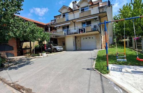 Zvezdara Apartment | 50 m² Apartment ∙ 1 bedroom ∙ 9 guests