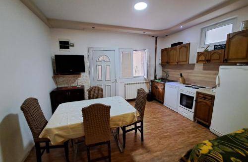 Zvezdara Apartment | 50 m² Apartment ∙ 1 bedroom ∙ 9 guests