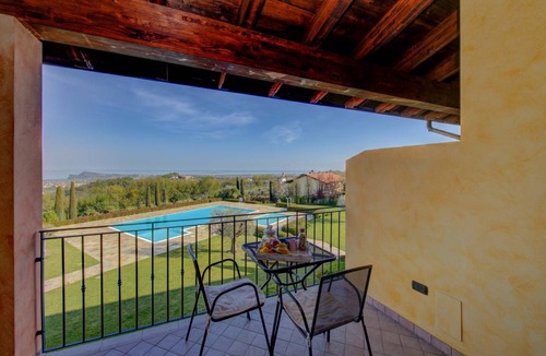 Puegnago del Garda Apartment | 50 m² Apartment ∙ 1 bedroom ∙ 4 guests