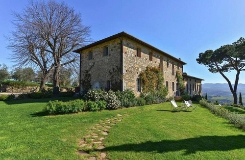 Pievasciata Villa | 500 m² Villa ∙ 7 bedrooms ∙ 14 guests