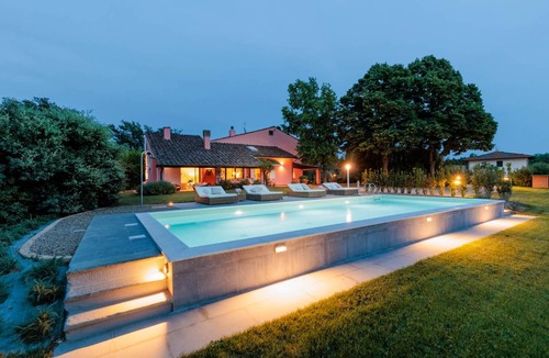 Montecalvoli Villa | 550 m² Villa ∙ 6 bedrooms ∙ 12 guests