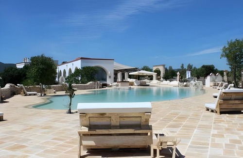 Fasano House | 56 m² House ∙ 127 guests
