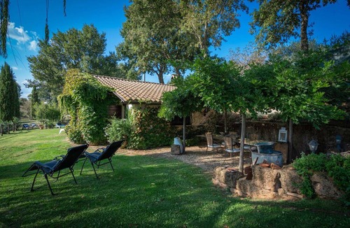 Nepi Other | 60 m² Accommodation ∙ 1 bedroom ∙ 4 guests