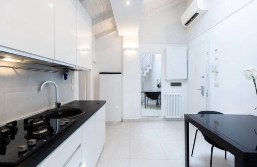 L'antico Ghetto Ebraico Apartment | 60 m² Apartment ∙ 1 bedroom ∙ 40 guests