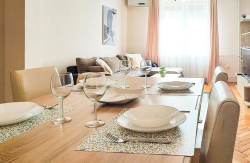 Novi Sad Apartment | 65 m² Apartment ∙ 2 bedrooms ∙ 4 guests